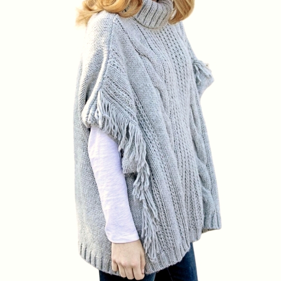 LOFT | Cable Knit Poncho - Picture 3 of 9